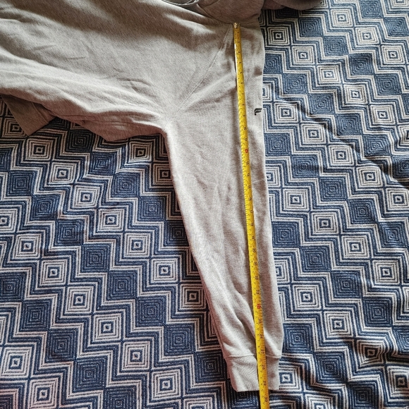 Fabletics Women's Gray Pullover Hoodie - Size M - NWOT - Picture 11 of 11